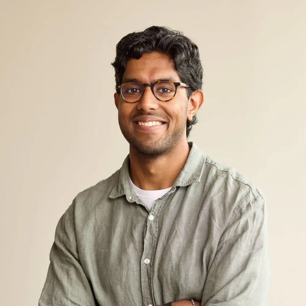 Headshot of Sarath Murugan